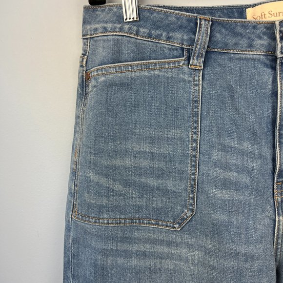 Wide-Leg Jeans - Picture 5 of 10